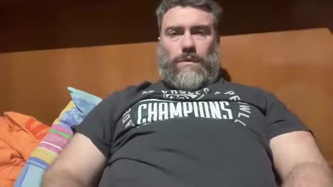 Snapshot of alfali chatting on 01-25-25, 01:41 alfali online show from 01-25-25, 01:41