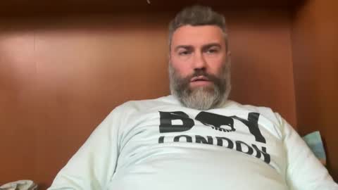 Snapshot of alfali chatting on 10-26-25, 12:55 alfali online show from 10-26-25, 12:55