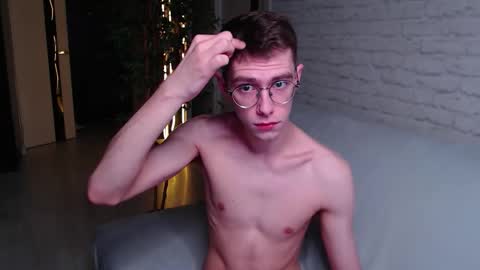 Alfie online show from 10-21-25, 06:36