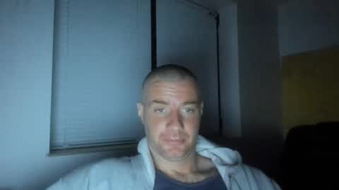alfiesolomons87 online show from 05-12-26, 08:17