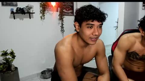 alfred_cantillo online show from 05-05-26, 01:35