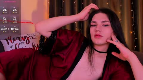 Alfreda online show from 12-13-24, 03:38