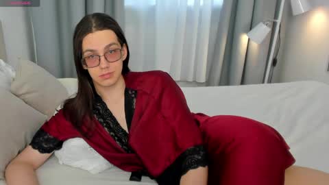 Alfreda online show from 05-03-26, 10:54