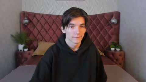 Alfred online show from 11-02-25, 06:49