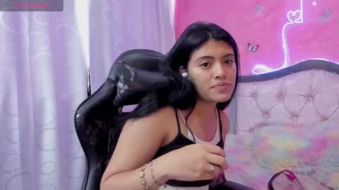 Carolina Join The Fan Club  online show from 01-17-25, 03:00