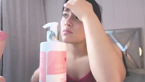 Snapshot of alfresii_rivera chatting on 10-04-25, 11:47 Carolina Join The Fan Club online show from 10-04-25, 11:47