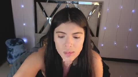 Carolina Join The Fan Club  online show from 05-04-26, 11:45