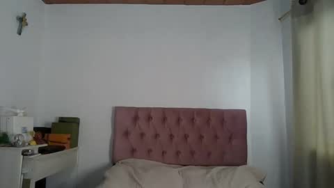 Snapshot of alia054 chatting on 01-23-25, 05:21 Alia online show from 01-23-25, 05:21