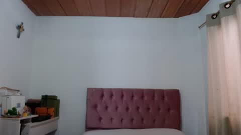 Snapshot of alia054 chatting on 09-12-25, 12:16 Alia online show from 09-12-25, 12:16