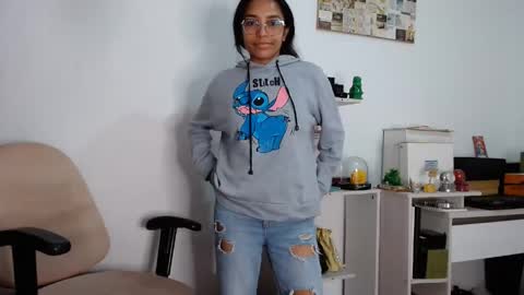 Alia  online show from 05-08-26, 03:06