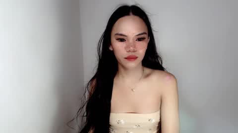 Snapshot of aliahadams chatting on 09-30-25, 05:07 ALIAH online show from 09-30-25, 05:07