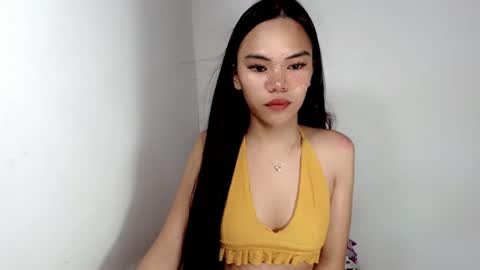 Snapshot of aliahadams chatting on 10-03-25, 07:00 ALIAH online show from 10-03-25, 07:00