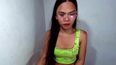 Snapshot of aliahadams chatting on 11-02-25, 10:50 ALIAH online show from 11-02-25, 10:50