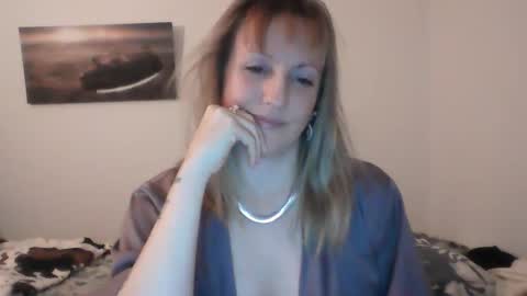 Alice online show from 01-02-25, 04:35