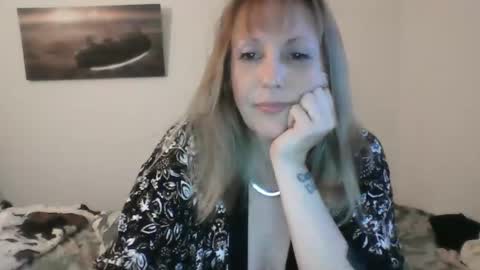 Alice online show from 01-03-25, 04:16