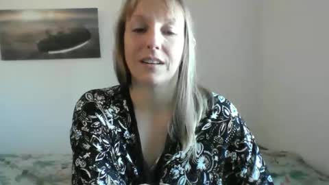 Alice online show from 01-11-25, 10:19