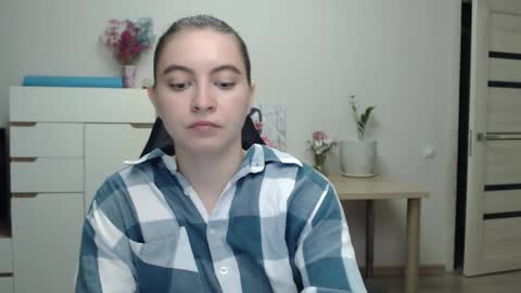 Alice online show from 11-26-25, 06:31