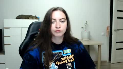 Alice online show from 08-08-26, 05:48