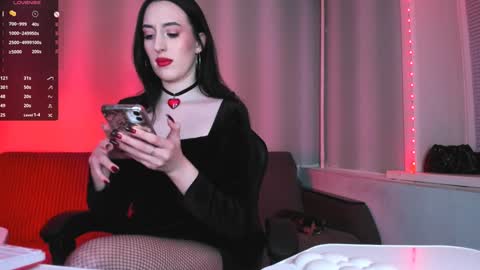 Miss Alice online show from 01-26-25, 02:45