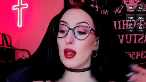 Miss Alice online show from 05-08-26, 01:22
