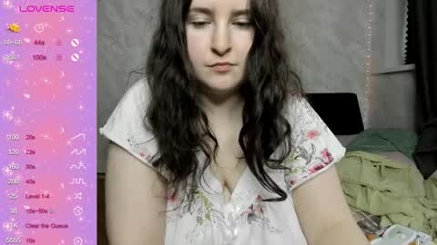 Alice online show from 10-26-25, 01:06