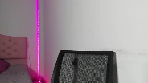 alice_cespedes online show from 03-04-25, 10:49