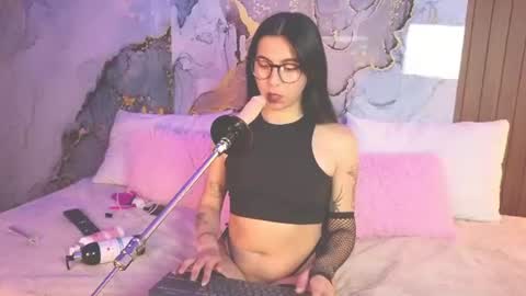 Mey online show from 06-21-26, 12:30