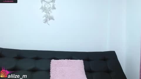 alice online show from 10-23-25, 07:01