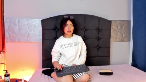  Alice Evans online show from 01-17-25, 04:28