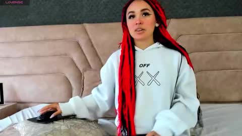 Snapshot of alice_foxred chatting on 01-13-26, 02:55 alice foxred online show from 01-13-26, 02:55