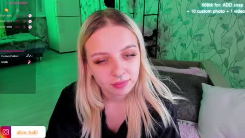alice_halle online show from 01-03-25, 08:54