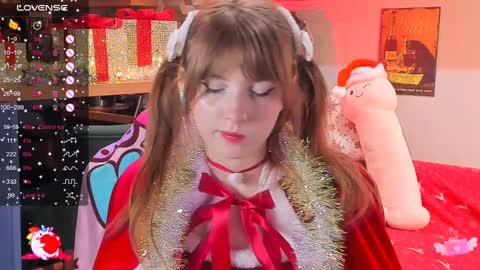 Snapshot of alice_langley chatting on 12-25-24, 12:47 Alice 3 online show from 12-25-24, 12:47