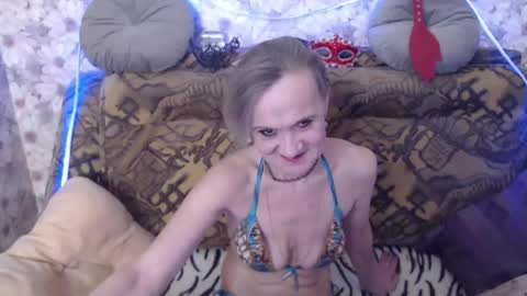 Snapshot of alice_longstocking chatting on 03-24-26, 03:06 alice longstocking online show from 03-24-26, 03:06