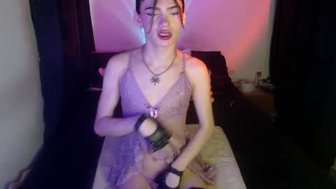 Snapshot of alice_m00nn chatting on 01-09-25, 11:25 alice_m00nn online show from 01-09-25, 11:25
