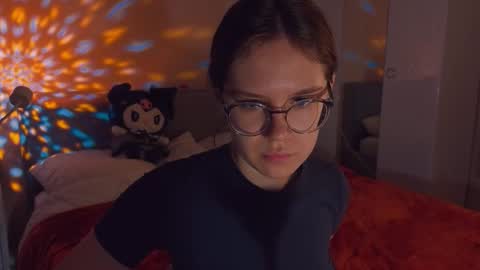 Alice online show from 09-21-25, 01:51