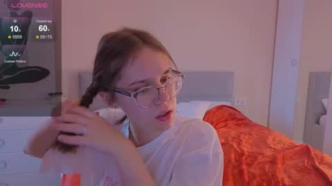 Alice online show from 10-14-25, 02:56