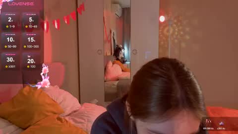 Snapshot of alice_miiiller chatting on 03-06-26, 03:25 Alice online show from 03-06-26, 03:25