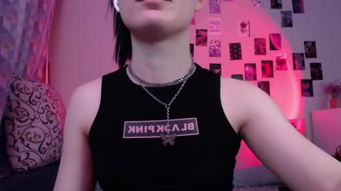 Alice and Mike online show from 02-18-25, 02:27