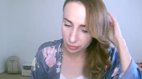 Snapshot of alice_sewx chatting on 09-26-25, 01:59 Alice Sewx online show from 09-26-25, 01:59