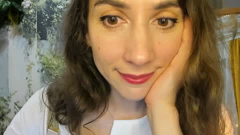 Snapshot of alice_sincere chatting on 06-26-26, 09:19 Alice Love you all online show from 06-26-26, 09:19