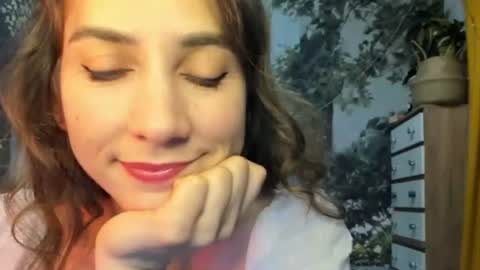 Snapshot of alice_sincere chatting on 07-06-26, 09:17 Alice Love you all online show from 07-06-26, 09:17