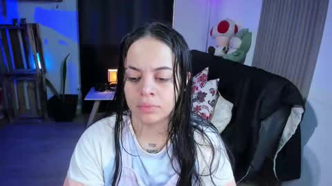 Snapshot of alice_star7 chatting on 01-07-25, 12:09 Alice online show from 01-07-25, 12:09