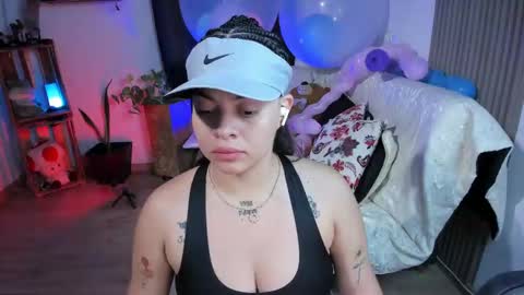 Snapshot of alice_star7 chatting on 01-18-25, 01:52 Alice online show from 01-18-25, 01:52