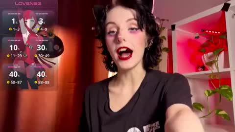 Snapshot of alice_succubus chatting on 03-05-25, 09:59 alice_succubus online show from 03-05-25, 09:59