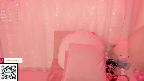 Alice  online show from 09-25-25, 06:11