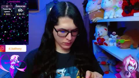 Snapshot of alicebathory_ chatting on 02-12-26, 09:15 Alice Bathory online show from 02-12-26, 09:15