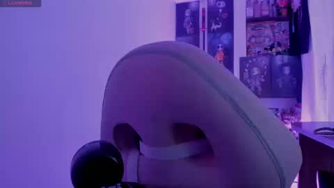 Snapshot of alicebrinck chatting on 02-21-26, 01:45 Alice Brinck online show from 02-21-26, 01:45