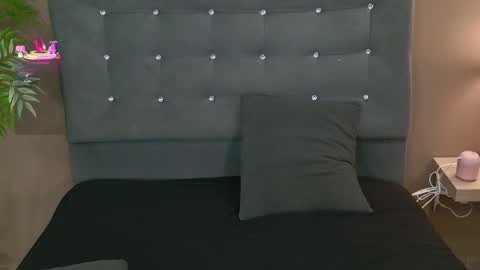 alicecamxxx online show from 10-13-25, 03:28