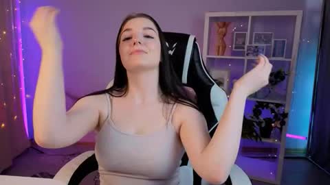 Snapshot of alicechanell chatting on 03-27-26, 04:07 alicechanell online show from 03-27-26, 04:07