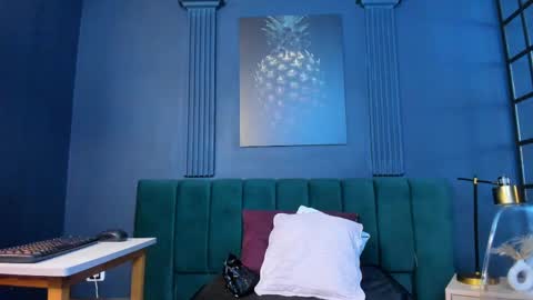 Alice online show from 04-07-26, 12:16